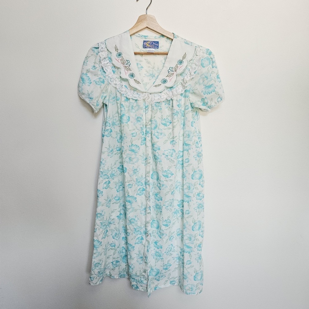 VTG 90s Moon Dance Womens Sm Short Sleeve Floral House Coat Buttons Tradwife
